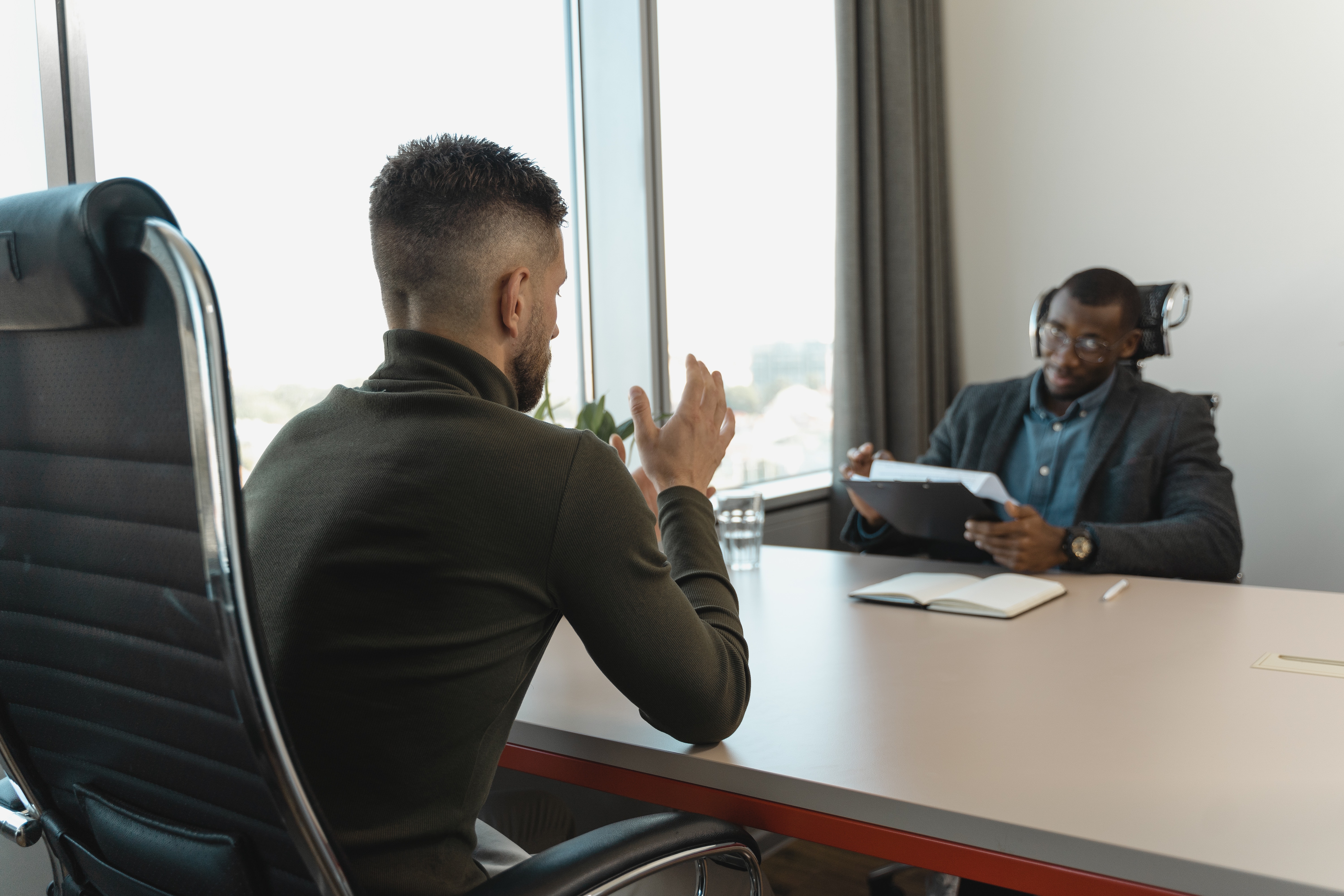 The 4 biggest barriers stopping employees giving great feedback to their colleagues