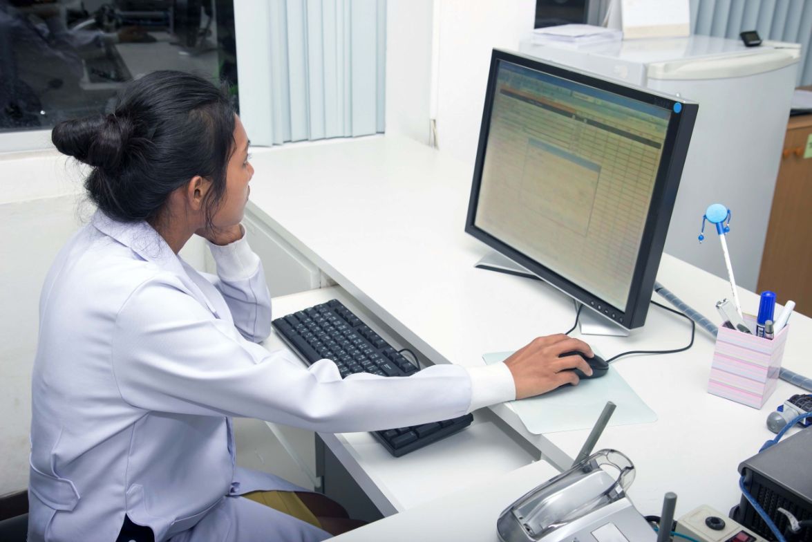 NHS Scotland reduces reporting time with business analytics application