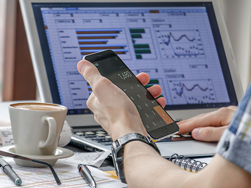 What are the risks of using outdated finance software? 